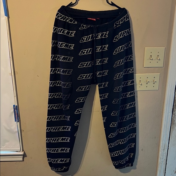 SUPREME REPEAT LOGO SWEATPANTS BLACK SIZE LARGE SS18